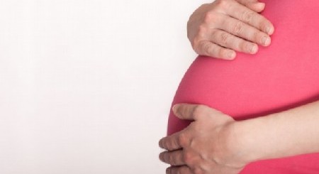 brzuch kobiety w ciąży